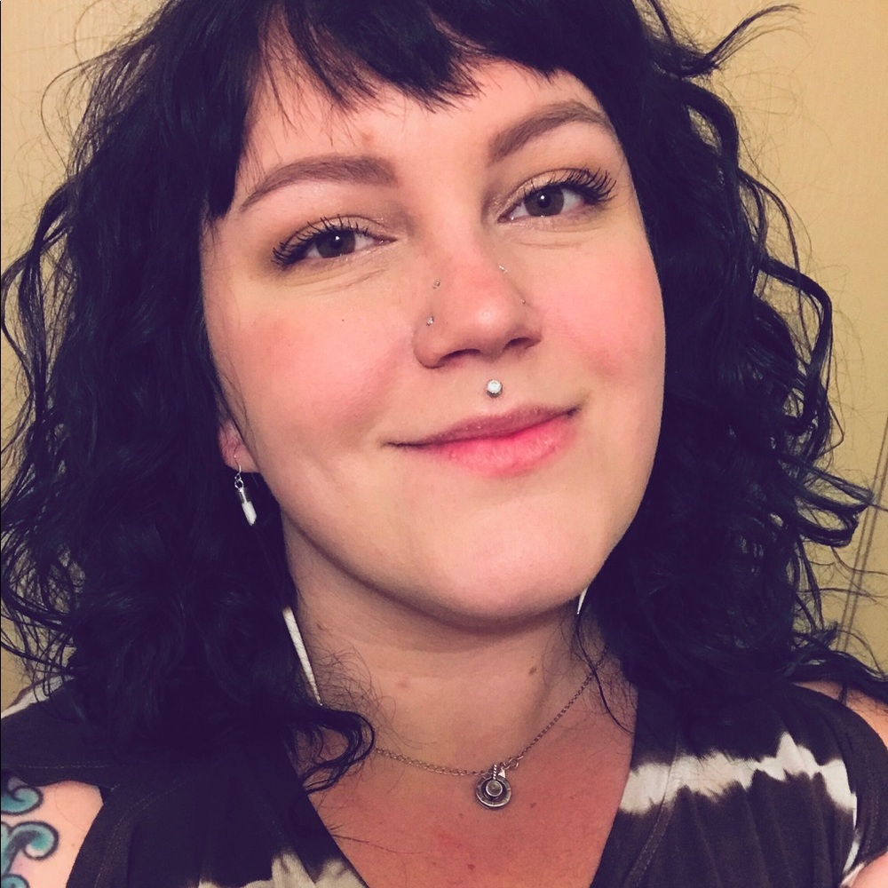 Meet your Posher, Jen